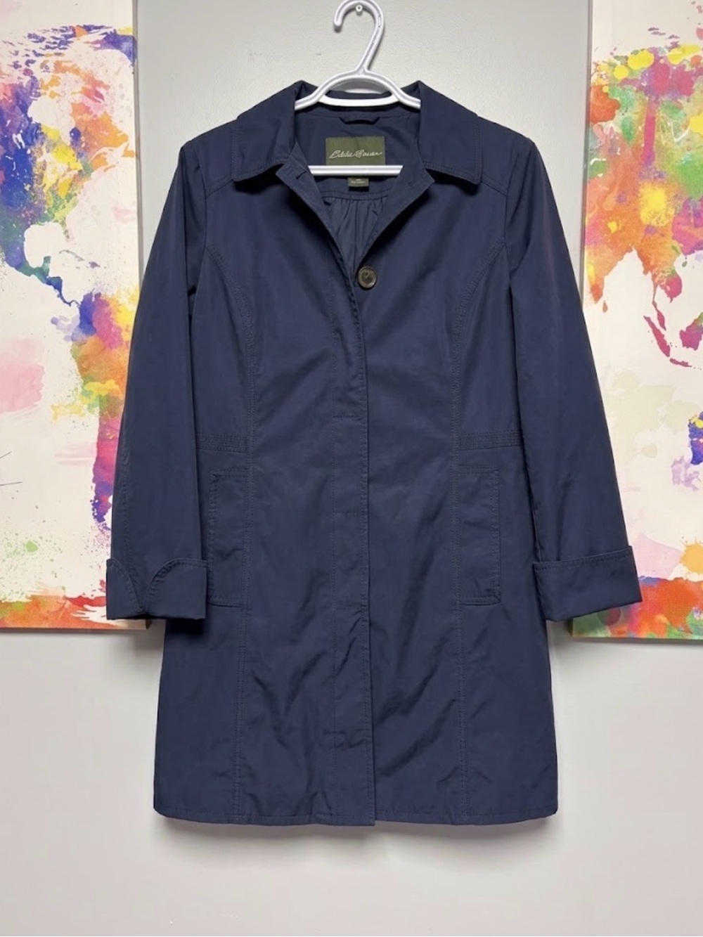 Women’s Eddie Bauer navy blue trench coat size medium
